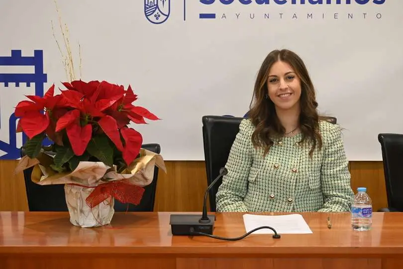 Alba L&oacute;pez, concejal de Turismo de Socu&eacute;llamos durante la presentaci&oacute;n