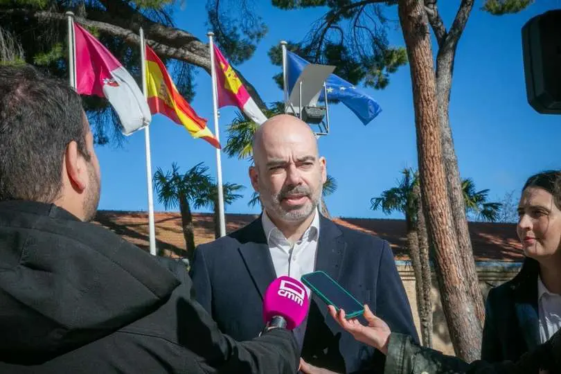 El director general de Recursos Humanos y Transformaci&oacute;n del SESCAM, I&ntilde;igo Cortazar