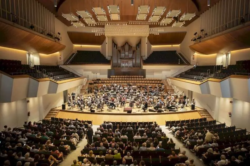 AMC Banda M&uacute;sica