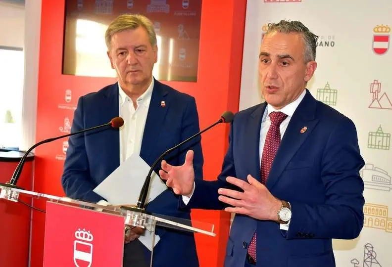 Andr&eacute;s G&oacute;mez y Miguel &Aacute;ngel Ruiz, en rueda de prensa