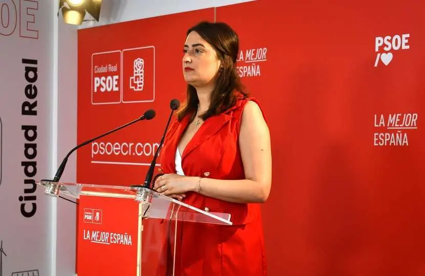 La portavoz del PSOE provincial de Ciudad Real y diputada nacional, Cristina L&oacute;pez