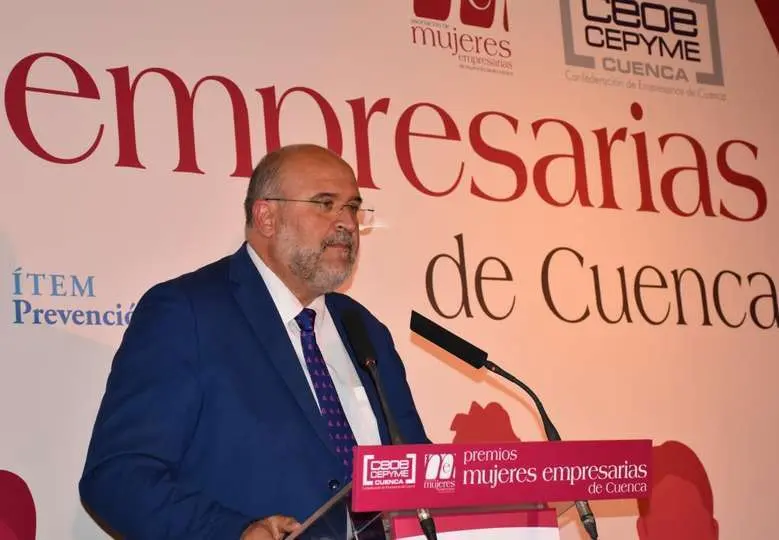El vicepresidente primero, Jos&eacute; Luis Mart&iacute;nez Guijarro