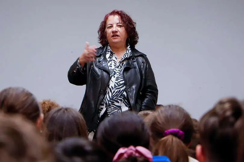 Llanos Campos, durante sus explicaciones