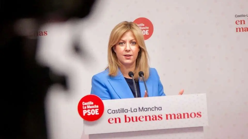 La portavoz del grupo socialista en las Cortes de Castilla-La Mancha, Ana Isabel Abeng&oacute;zar