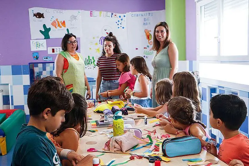 Visitando al grupo de m&aacute;s edad