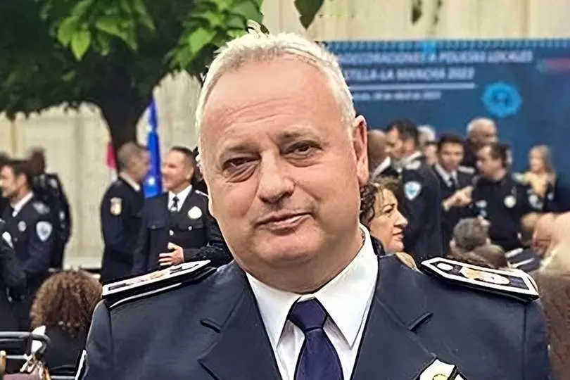 Javier Delgado Rodr&iacute;guez, de uniforme de gala