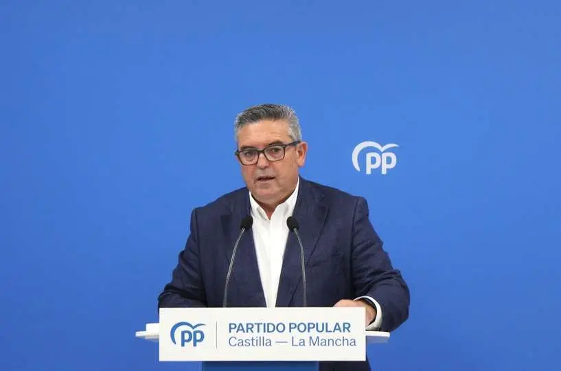 El vicepresidente segundo de las Cortes de Castilla-La Mancha, Santiago Lucas-Torres