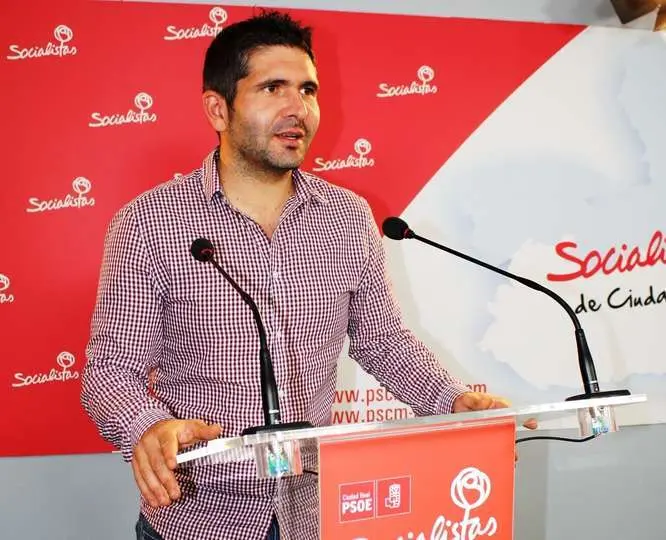El portavoz del PSOE de Moral de Calatrava, Juan Pablo Barahona