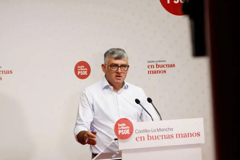 El presidente del grupo socialista en las Cortes regionales, &Aacute;ngel Tom&aacute;s Godoy