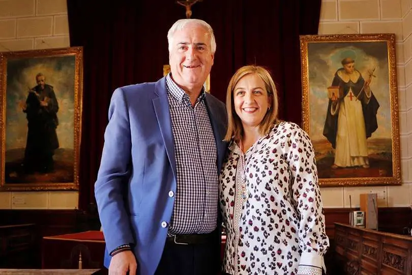 Jos&eacute; Lozano y Noelia Guarnizo tras jurar su cargo ayer tarde