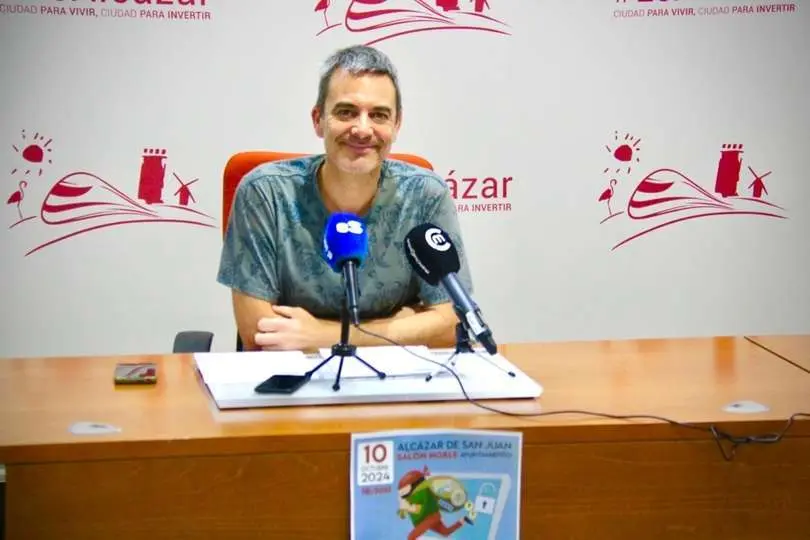 El concejal del Consumo Responsable y OMIC del Ayuntamiento de Alc&aacute;zar de San Juan, Paco Garc&iacute;a Navas