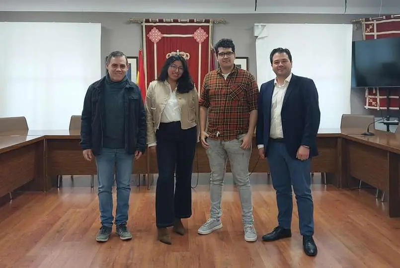 De izquierda a derecha, Eugenio, Jenifer Fernanda, Jorge Andr&eacute; y David