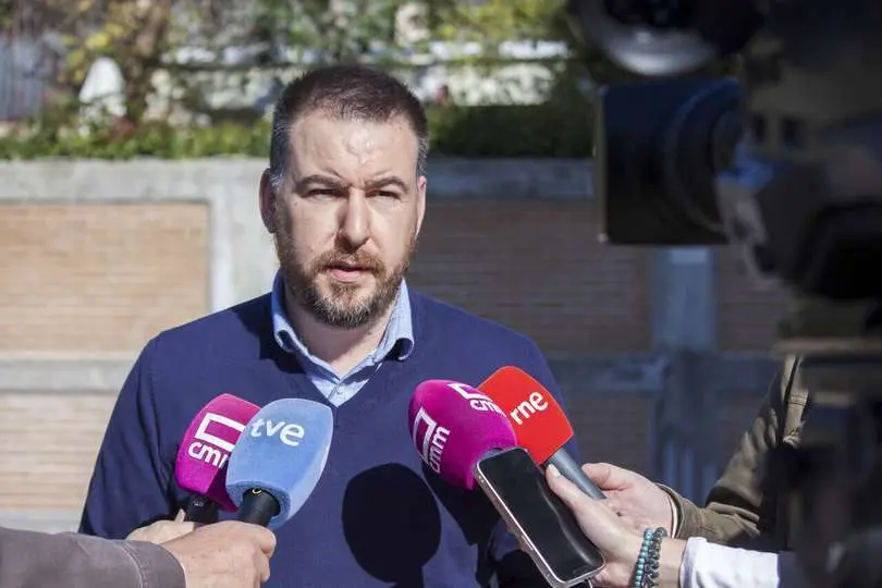 El diputado del grupo socialista en las Cortes regionales Antonio S&aacute;nchez Requena
