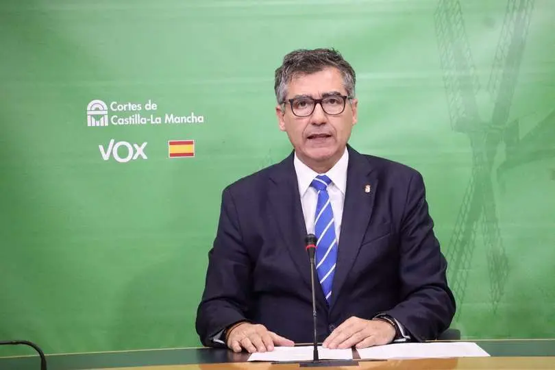 El diputado del grupo parlamentario VOX en las Cortes de Castilla-La Mancha, Francisco Cobo