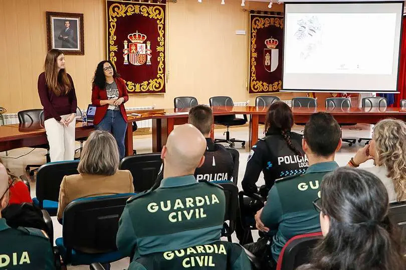 La actividad ha transcurrido en el sal&oacute;n plenario consistorial
