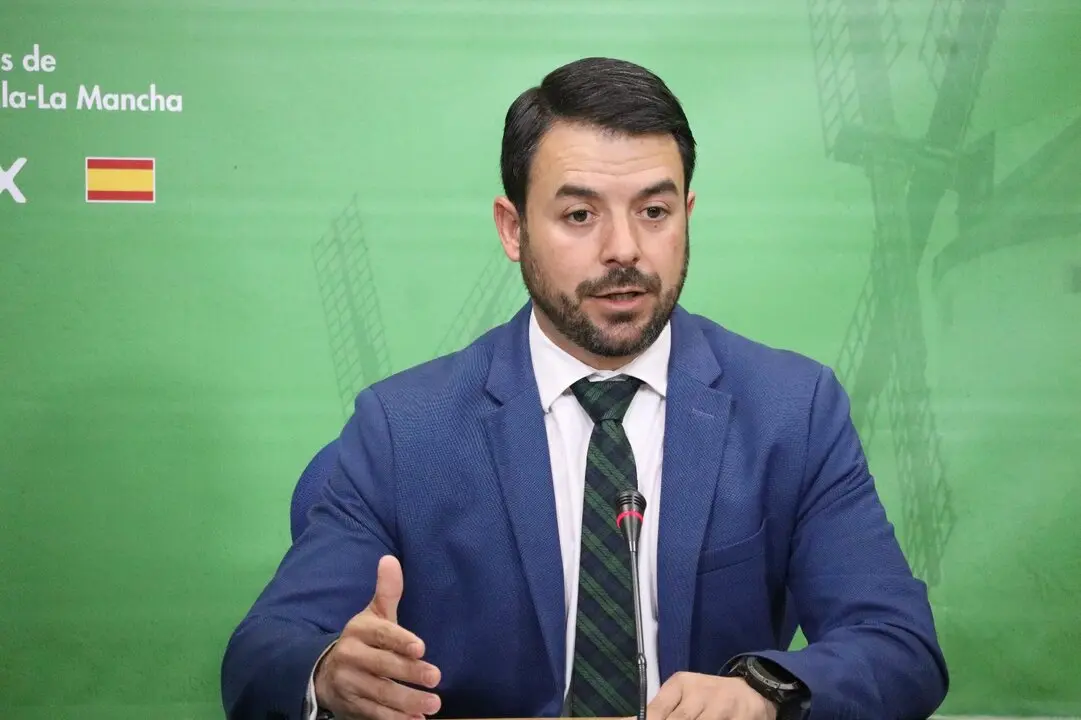 El portavoz del Grupo Parlamentario Vox en las Cortes de Castilla-La Mancha, Iv&aacute;n S&aacute;nchez