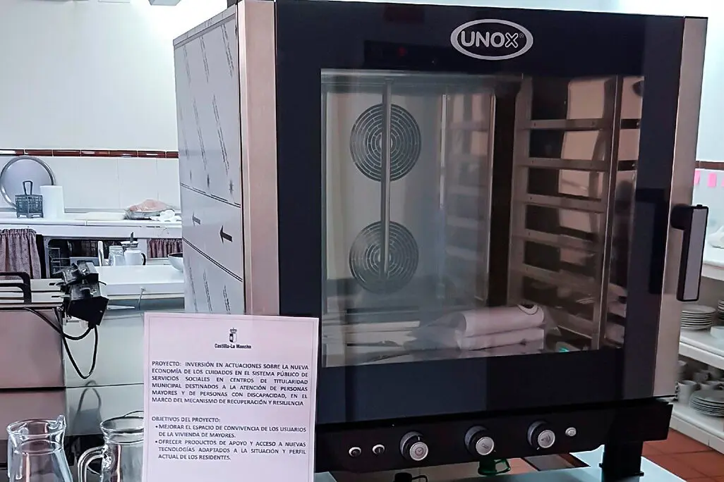 El nuevo horno que se ha incorporado a la cocina