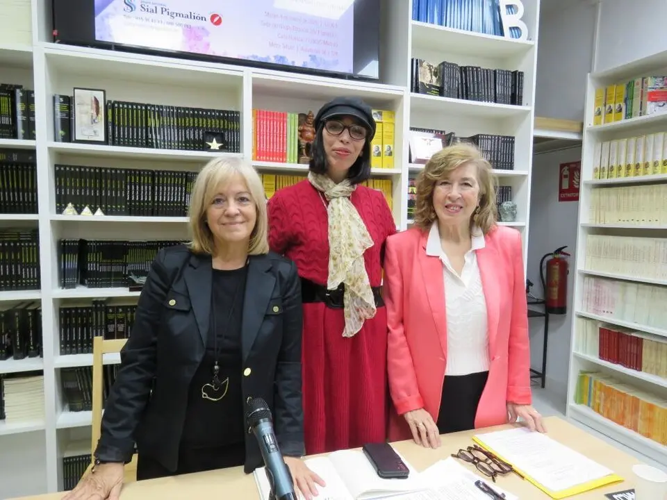 Margarita Campos S&aacute;nchez, Paty Li&ntilde;&aacute;n y Mar&iacute;a Antonia Garc&iacute;a de Le&oacute;n