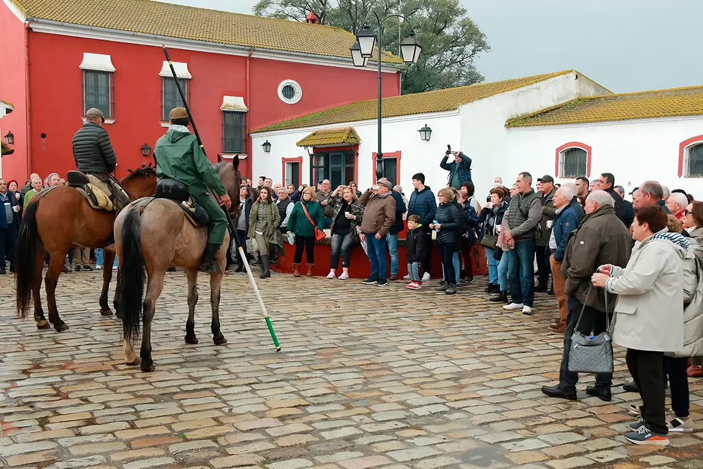 Patio principal de la ganader&iacute;a de Pablo Romero
