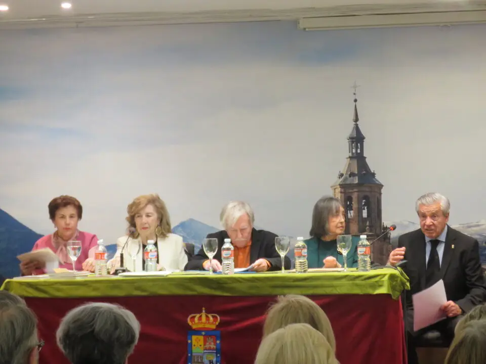 Rosario de la Cueva; Maria Antonia Garc&iacute;a de Le&oacute;n; Carlos d&acute;Ors; Milagros Salvador y F&eacute;lix Pancorbo
