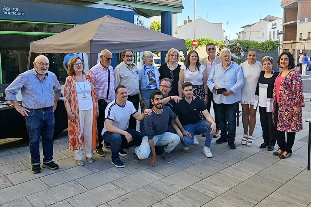 Participantes en el recital po&eacute;tico
