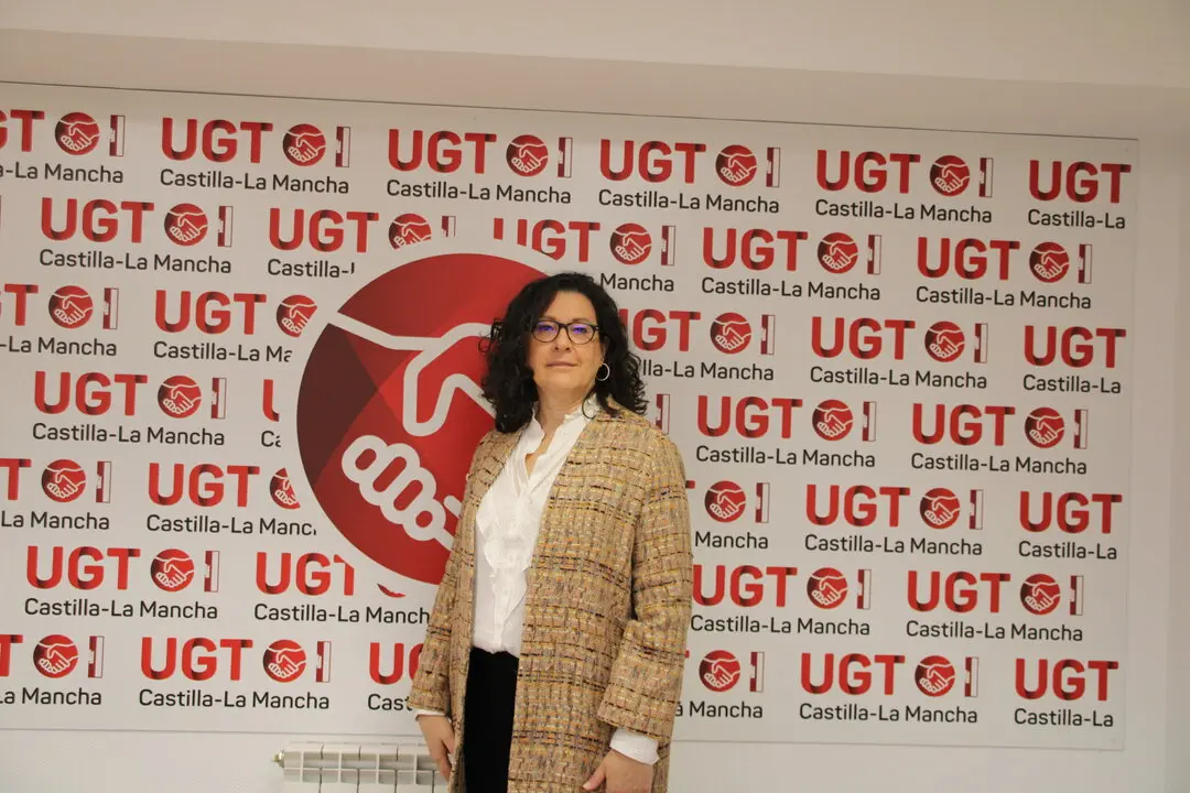 Lola Alc&oacute;nez, secretaria general de UGT-CLM