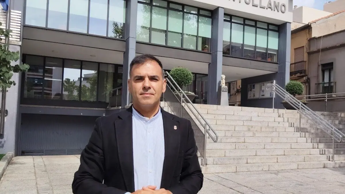 El portavoz del Grupo Municipal de IU en Puertollano, Jes&uacute;s Manch&oacute;n 