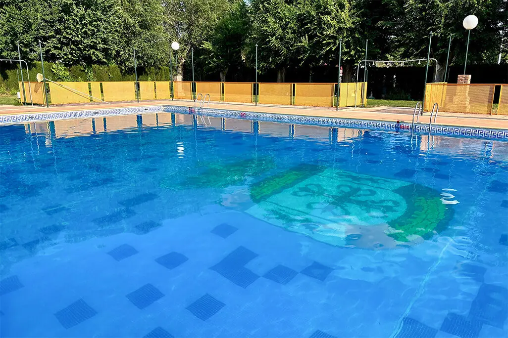 Estado del agua que presentaba la Piscina rabanera a 19:00 horas de este lunes