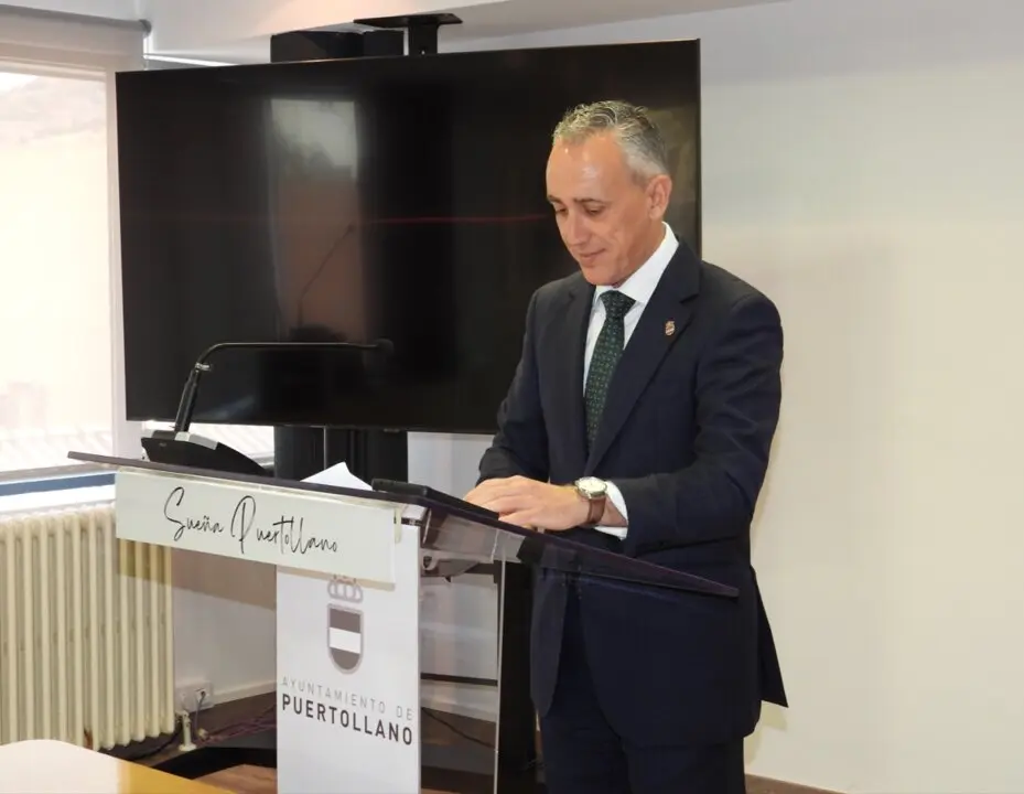 El alcalde de Puertollano, Miguel &Aacute;ngel Ruiz