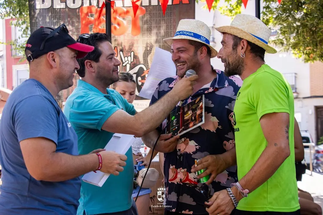 Momento del Concurso de Migas y Pe&ntilde;as de la Semana Cultural de Pozuelo de Calatrava