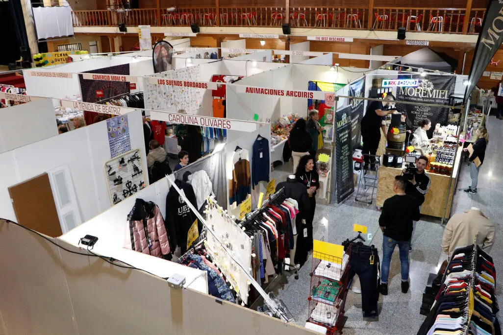 Panor&aacute;mica del Centro Cultural con los stands habilitados el pasado a&ntilde;o