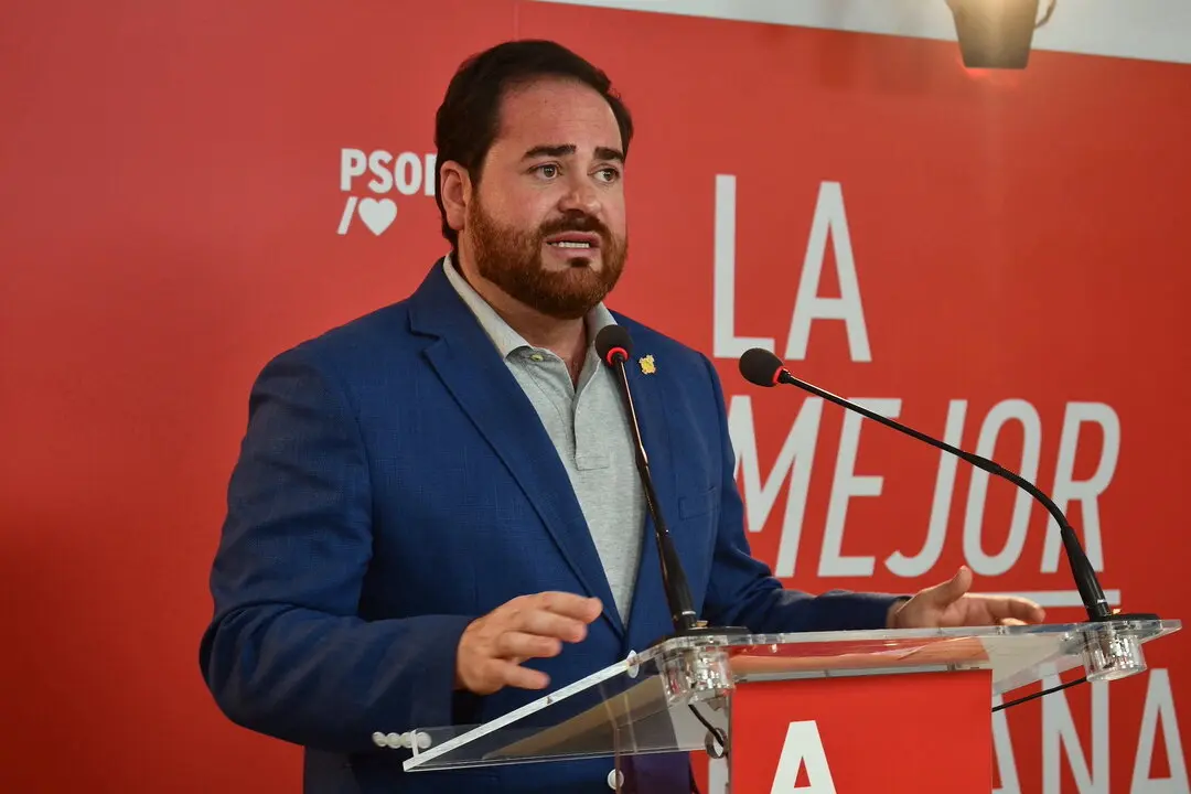 El diputado regional del PSOE, Pablo Camacho