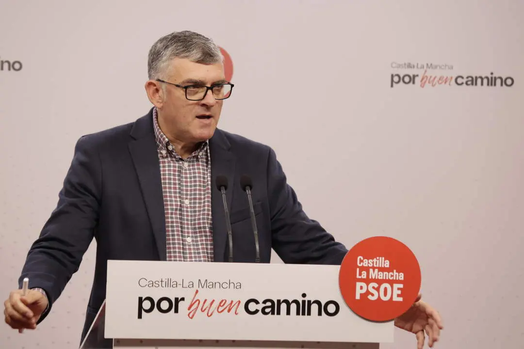 El presidente del grupo socialista en las Cortes regionales, &Aacute;ngel Tom&aacute;s Godoy