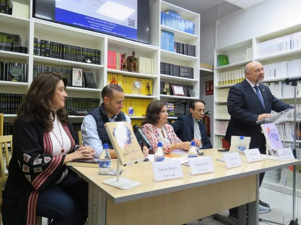 Pilar de Socorro; Fernando Orea; Ana Ramos; Pablo Sierra y Basilio Rodr&iacute;guez Ca&ntilde;ada