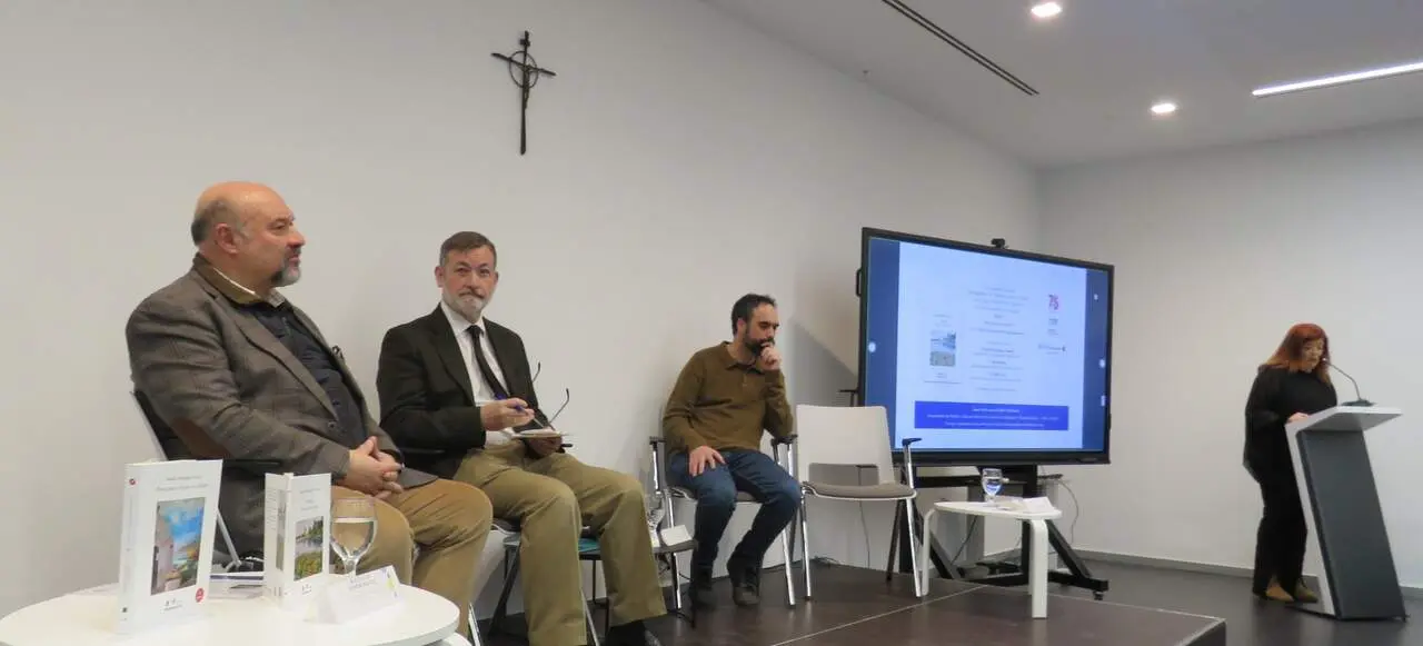Basilio Rodr&iacute;guez Ca&ntilde;ada; Rafael Rodr&iacute;guez-Ponga; David Carril y Maria Sabas