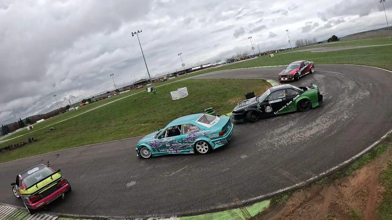 Los coches dejan momentos de pura adrenalina