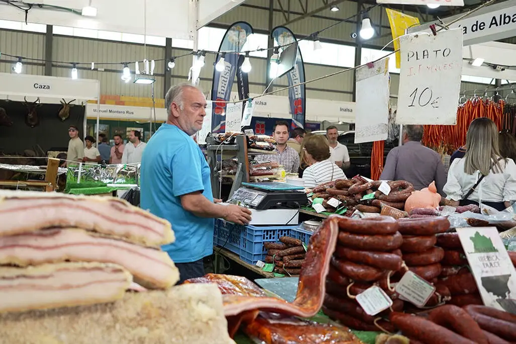 Durante estos d&iacute;as se han ofrecido distintos productos de alimentaci&oacute;n