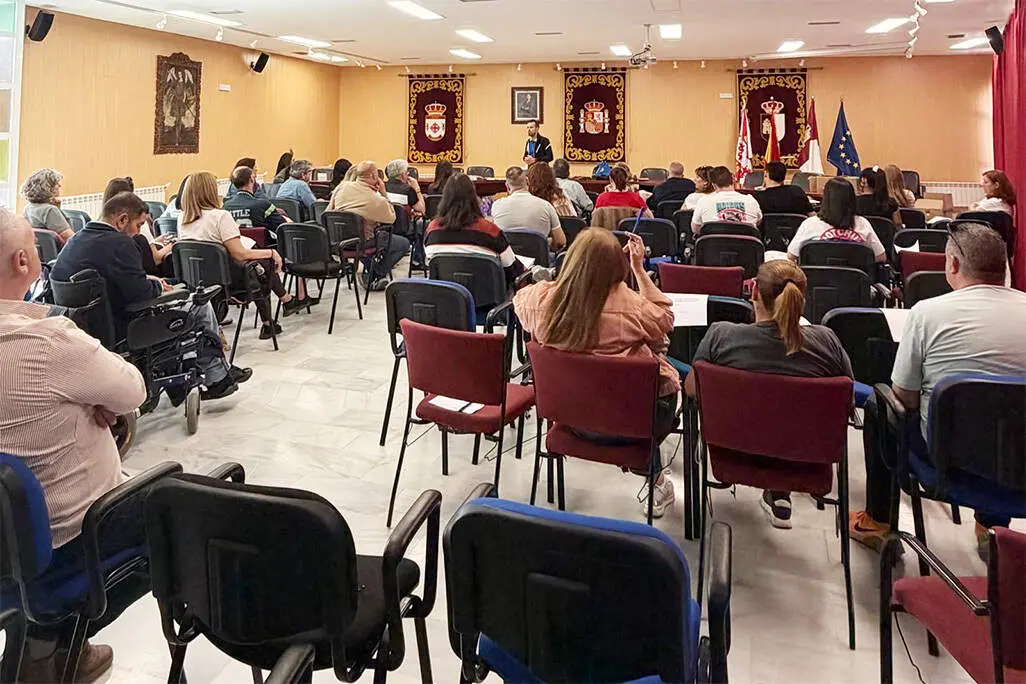 Aspecto del sal&oacute;n plenario durante la jornada