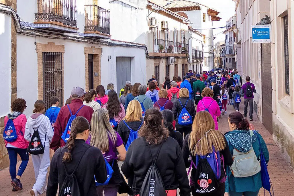 Un momento discurriendo por las calles de la poblaci&oacute;n