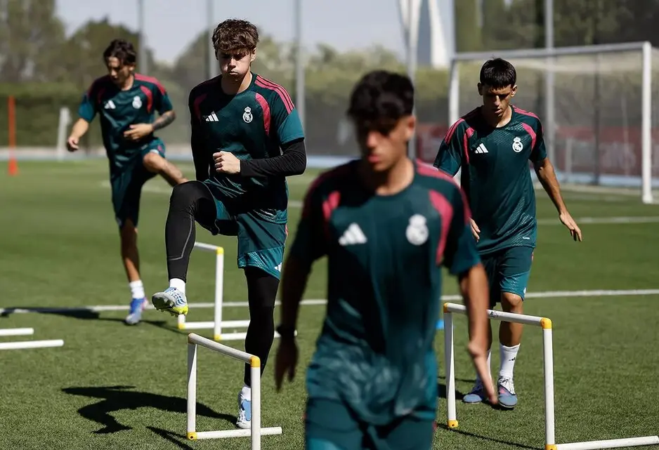 Screenshot 2026-07-22 at 00-12-21 Primer entrenamiento del Real Madrid C