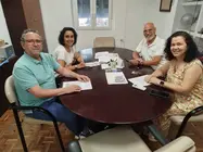 Un momento durante la deliberaci&oacute;n de los miembros del jurado en Aldea del Rey, en la imagen Luis D&iacute;az-Cacho, Elisabeth Porrero, Luis Romero de &Aacute;vila y Araceli Valbuena