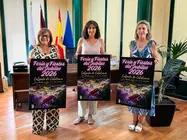 Gema Garc&iacute;a, Mari Pepa Ciudad y &Aacute;ngela Ruiz presentan la programaci&oacute;n de las Feria y Fiestas del Jubileo