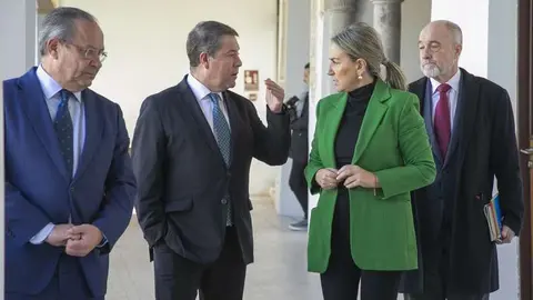 Reuni&oacute;n entre Garc&iacute;a-Page y Tol&oacute;n
