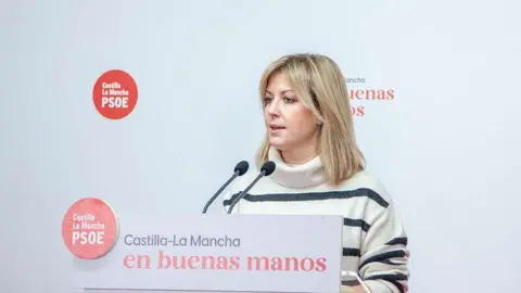 La portavoz del grupo socialista en las Cortes de Castilla-La Mancha, Ana Isabel Abeng&oacute;zar