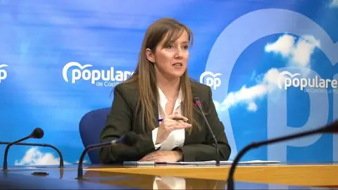 La secretaria de la mesa de las Cortes de Castilla-La Mancha y diputada regional del PP-CLM, Tania Andicoberry