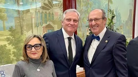 Homenaje a Luis Huete