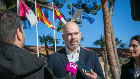 El director general de Recursos Humanos y Transformaci&oacute;n del SESCAM, I&ntilde;igo Cortazar