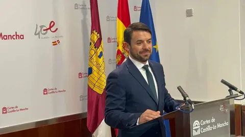 El portavoz de Vox en las Cortes regionales, Iv&aacute;n S&aacute;nchez