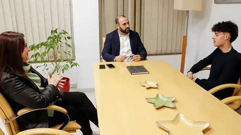 Un momento del encuentro, al que tambi&eacute;n acudi&oacute; la madre de David