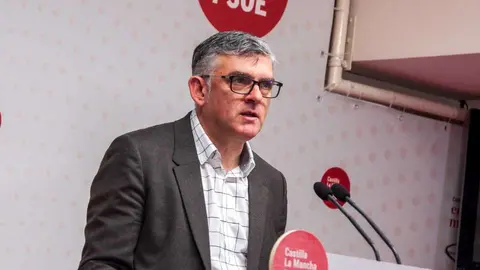 El presidente del grupo socialista en las Cortes de Castilla-La Mancha, &Aacute;ngel Tom&aacute;s Godoy